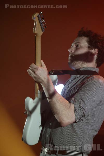 METRONOMY - 2011-05-04 - PARIS - La Cigale - 